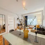 Apartmán Riverside With Views *