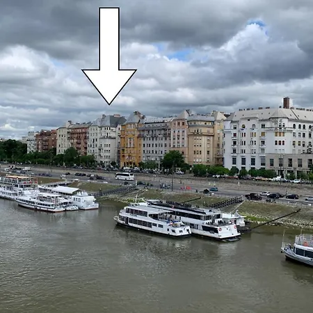 Riverside With Views *