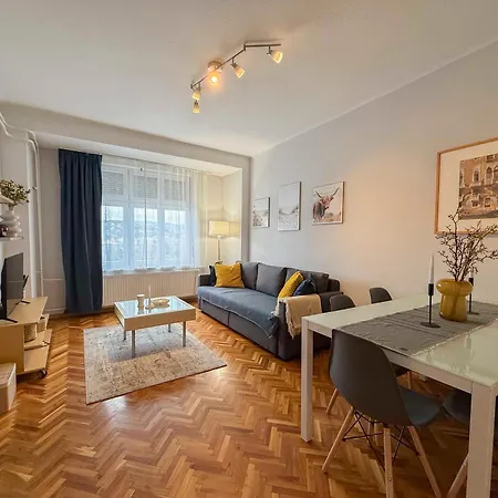 Riverside With Views Budapeszt